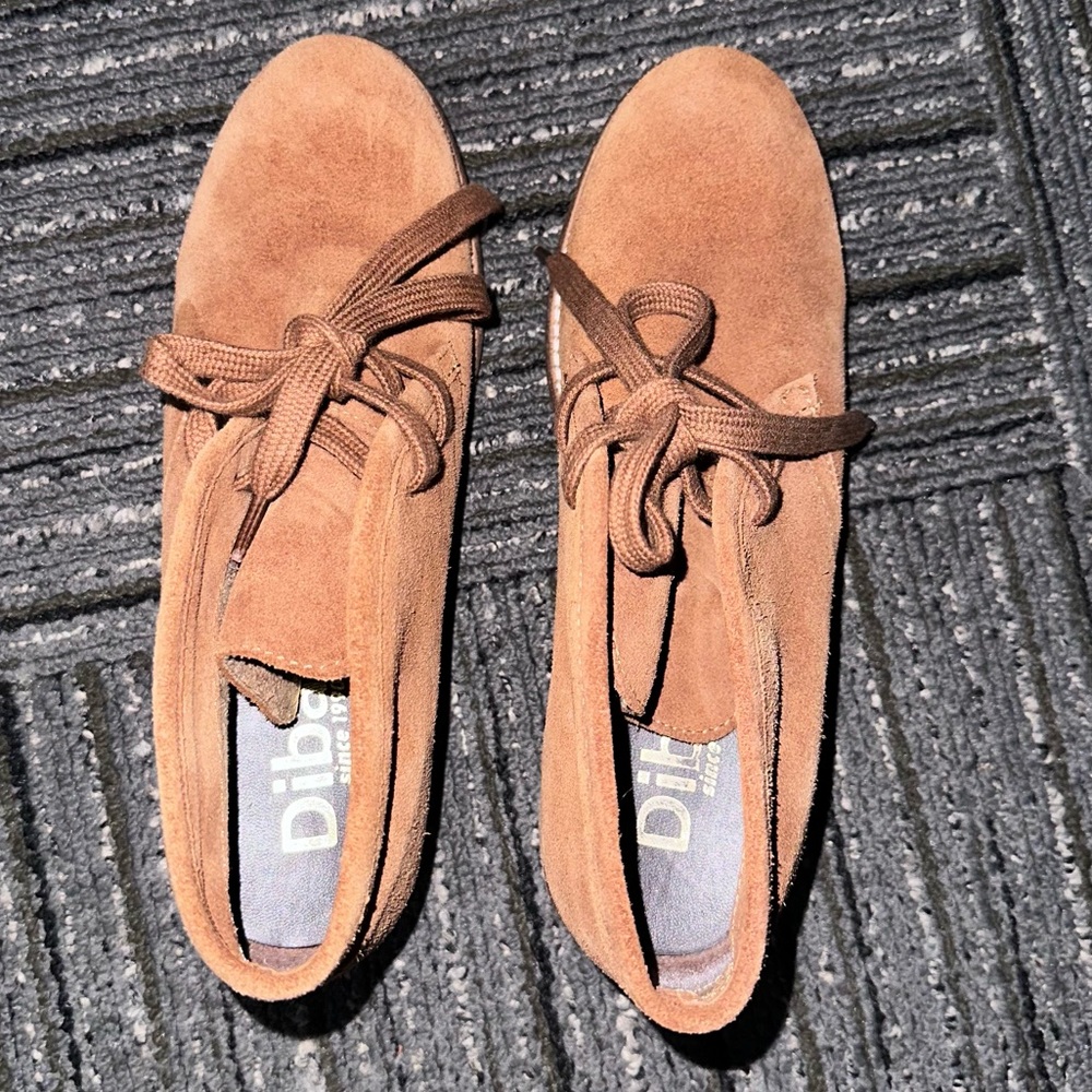 Women’s Suede Booties by Diba Size 7